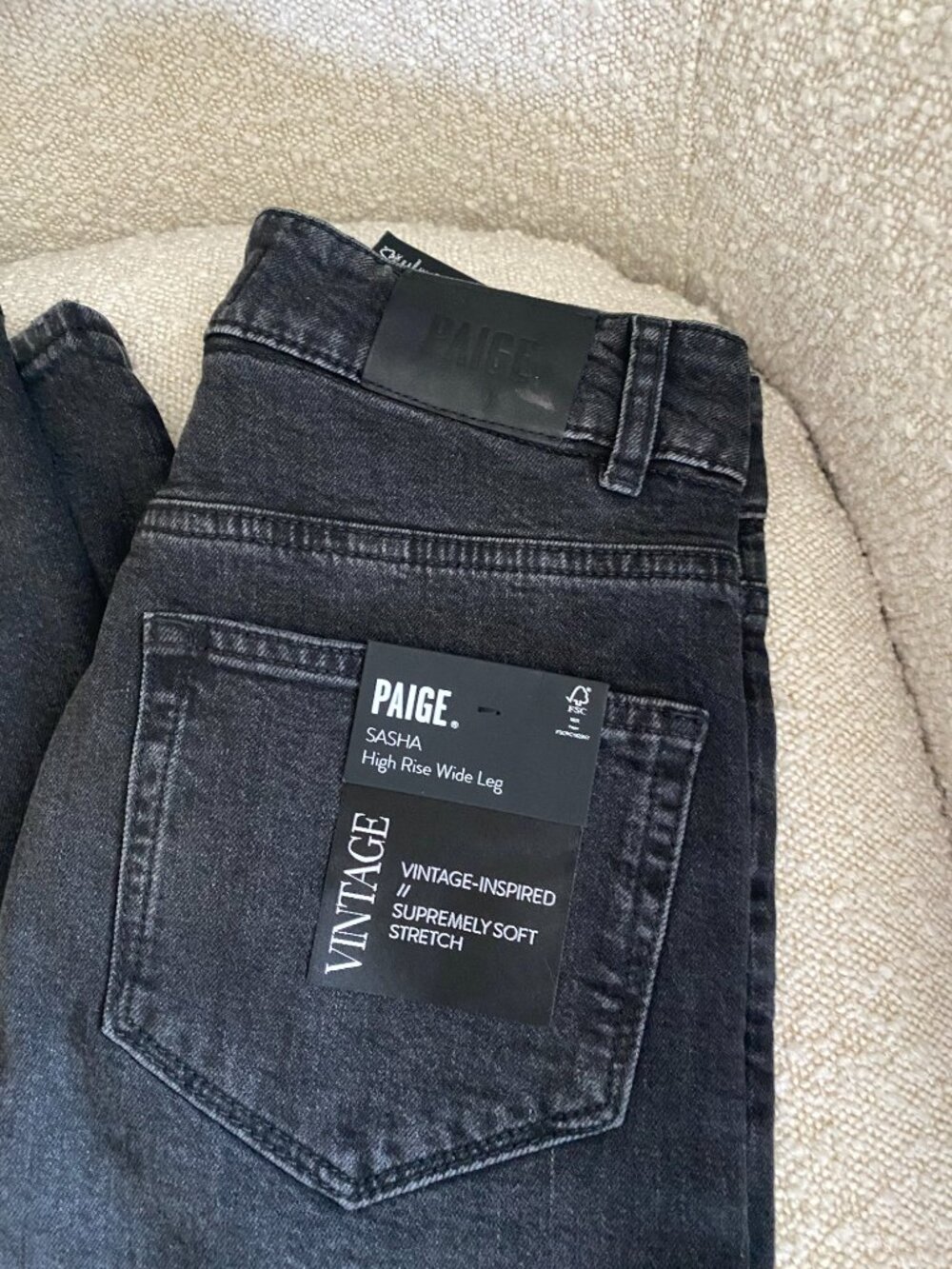 PAIGE NWT | 30" Sasha High-Rise Wide Leg Jean in Viper Black Distressed - Picture 13 of 16